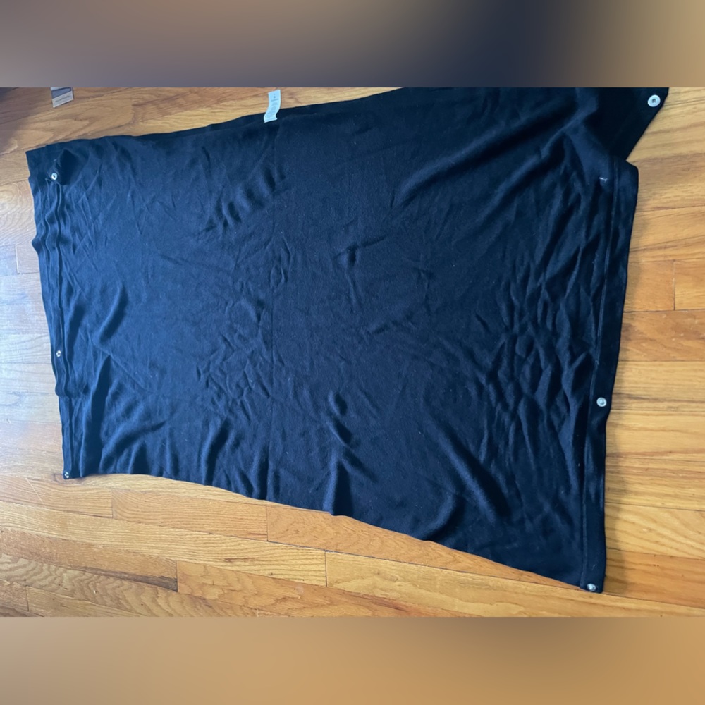 Lululemon adjustable shawl/scarf OS GUC